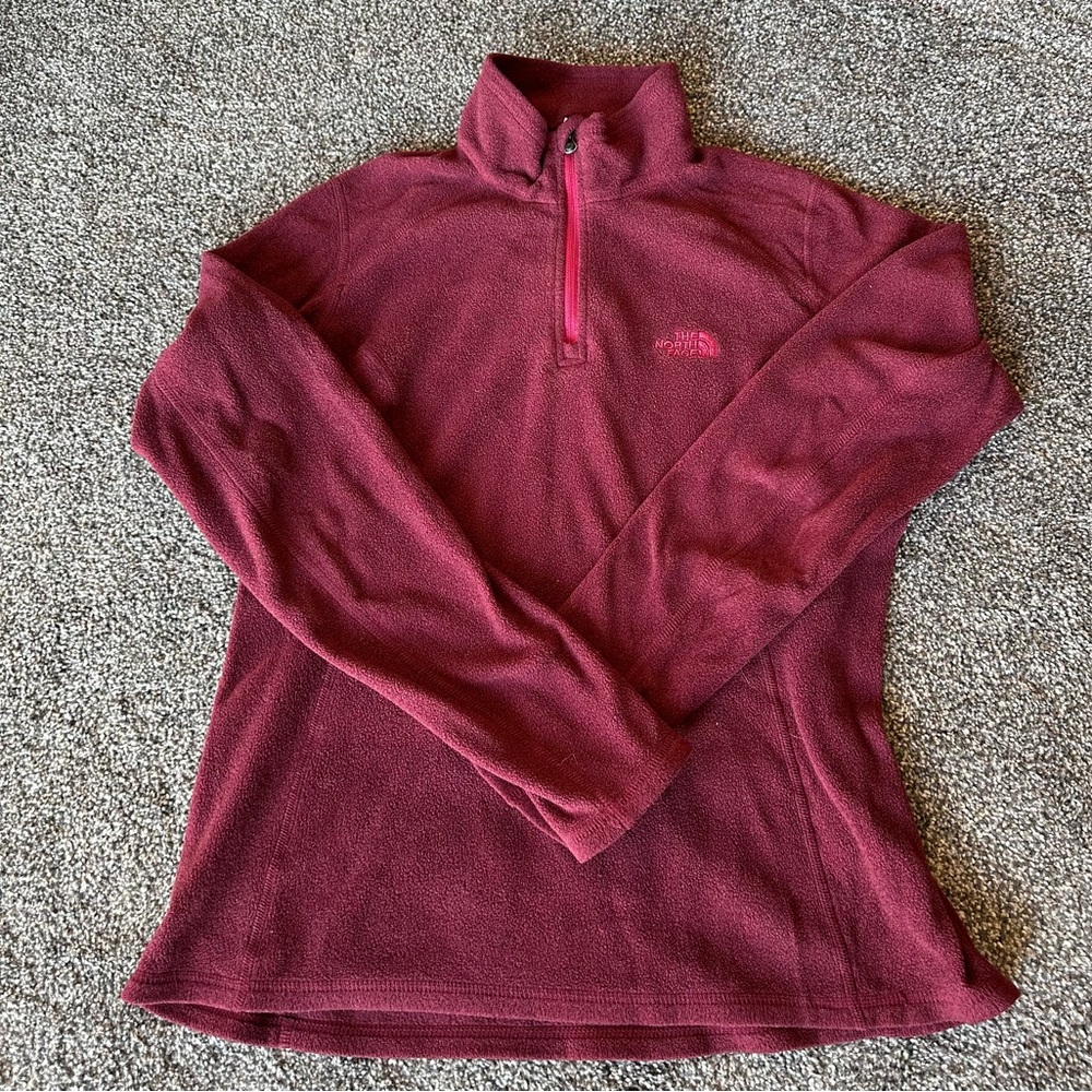 North face fleece pullover.